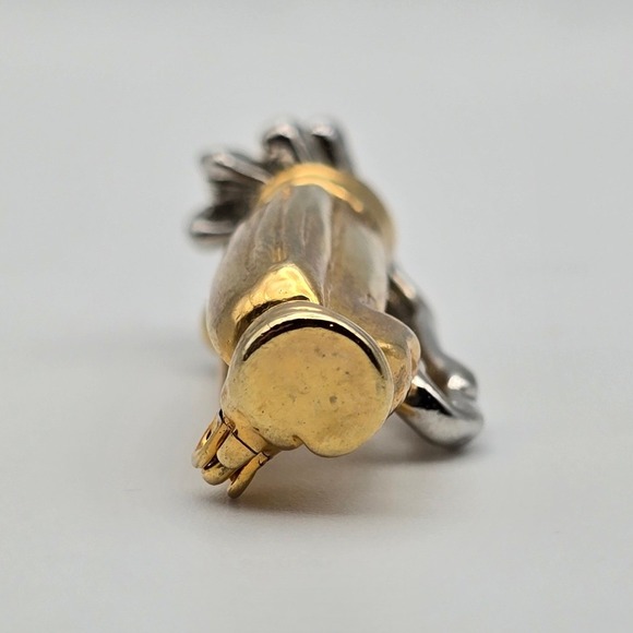 Golf Bag & Clubs Brooch Pin Gold Silver Tone Sporty Novelty Country Club Gift - Picture 9 of 10